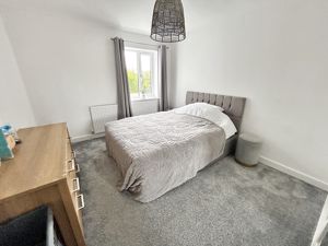 Bedroom- click for photo gallery